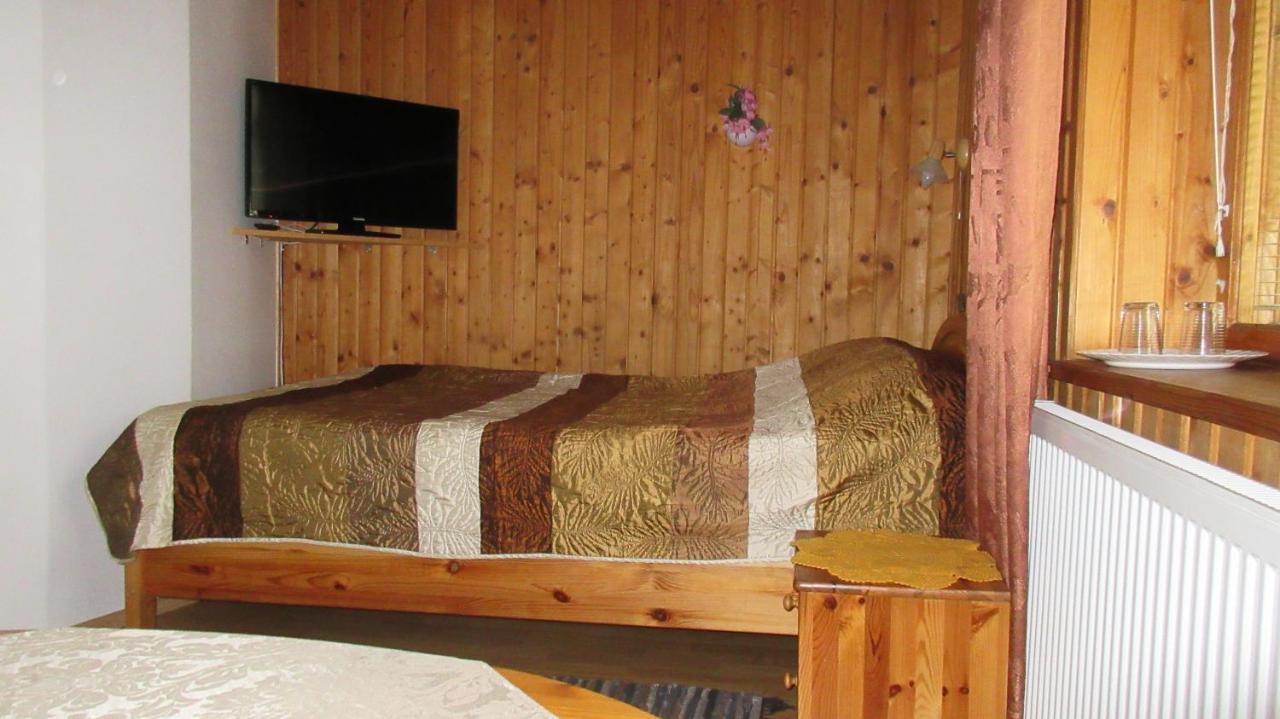 Nepi Hotell Талин Екстериор снимка