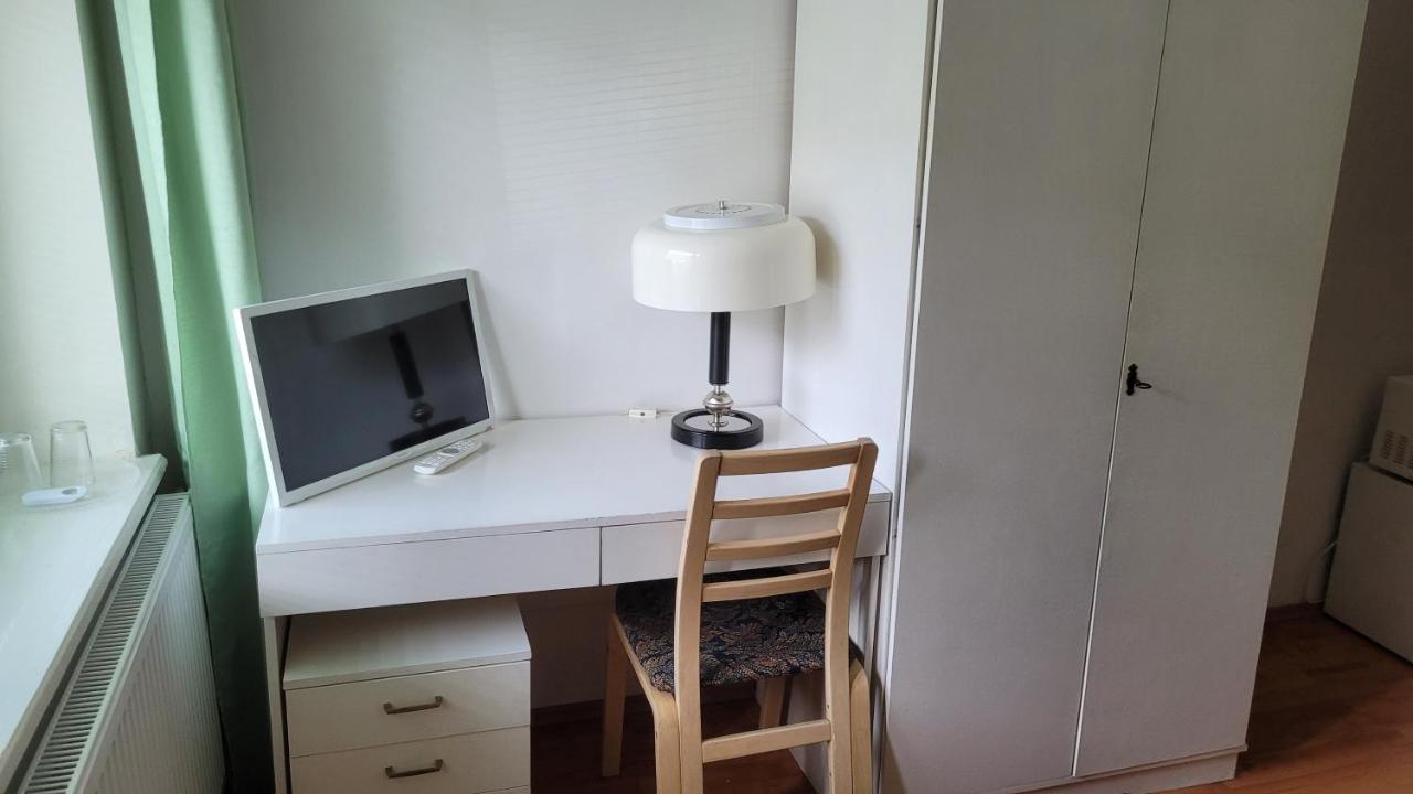 Nepi Hotell Талин Екстериор снимка