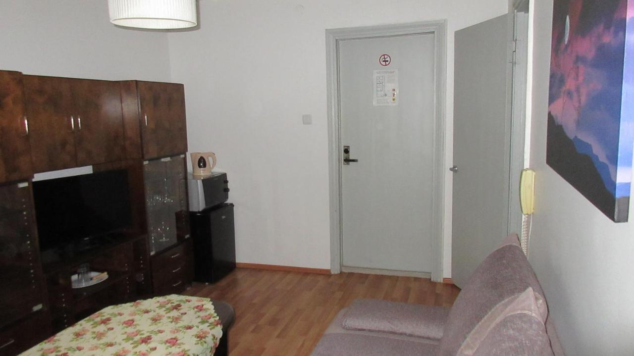 Nepi Hotell Талин Екстериор снимка